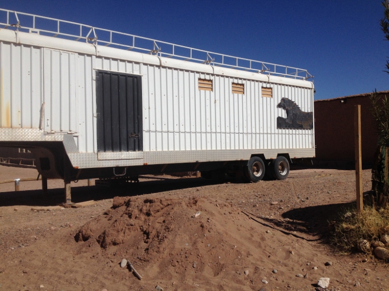 6084 4-2 Trailer