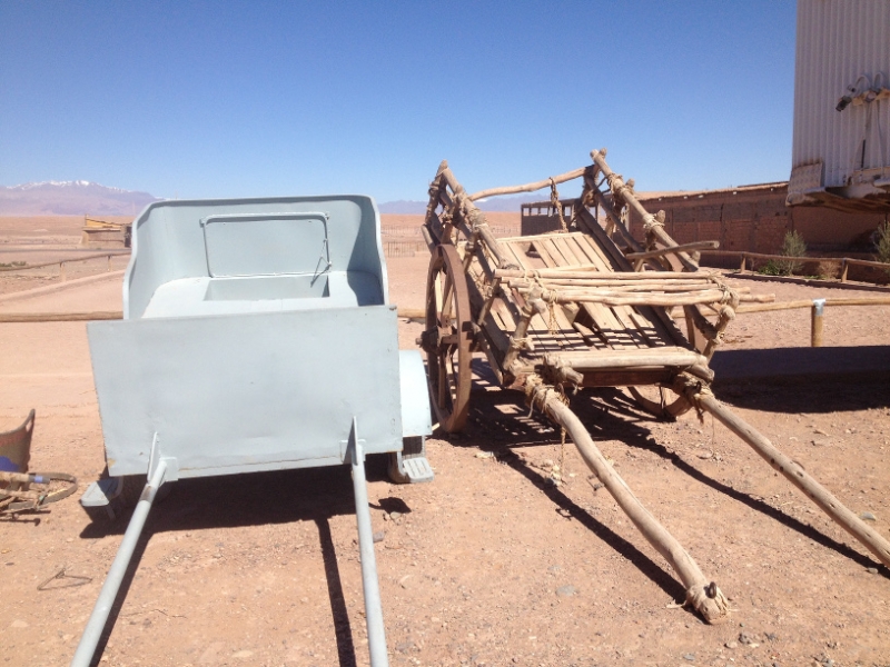 6085 4-2 Carts