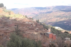 5775 1-2 town view