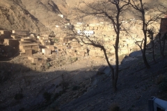 5823 1-2 Village