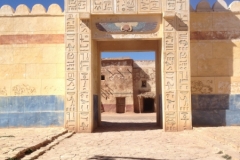 6065 4-2 Egyptian gateway