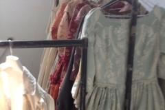 6088 4-2 Costume store