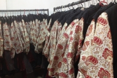 6091 4-2 Costume store