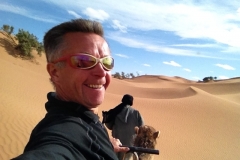 6595 11-2 camel ride into the desert