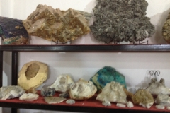 7083 28 -2 mineral museum