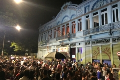 2322 9-2-18 crowded street