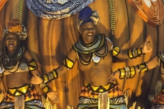 2452  11-2-18 carnival float
