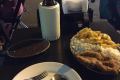 2513 15-2-18 Empty plate