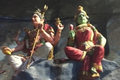 4409 -13-12-18 statues