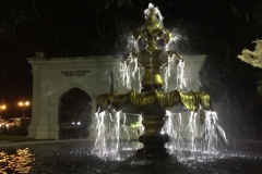 4573 -21-12-18 fountain
