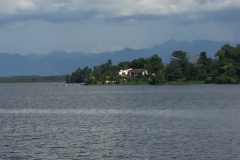 4587 -22-12-18 lake houses