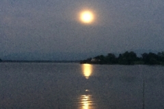 4589 -22-12-18 sunset or moon