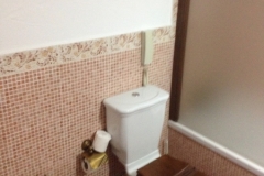 2142 23-10 hotel room - bath