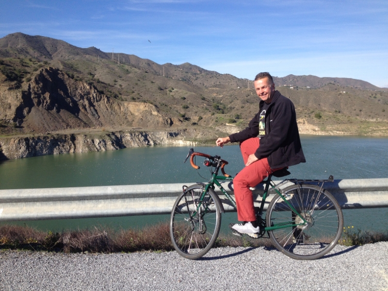 4270 20-12 Brian by lake