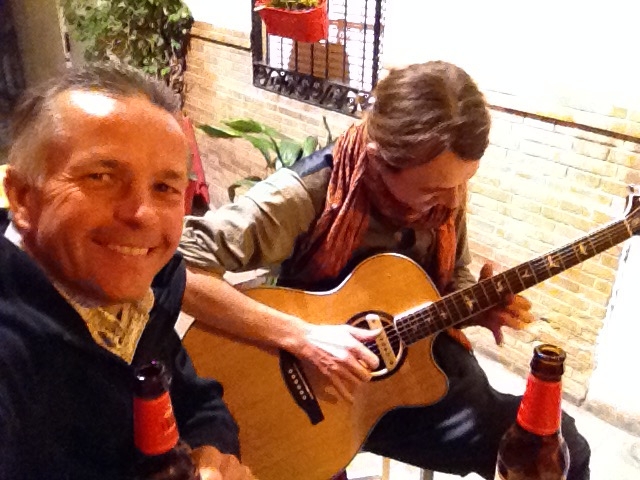4318 20-12 Malaga Music