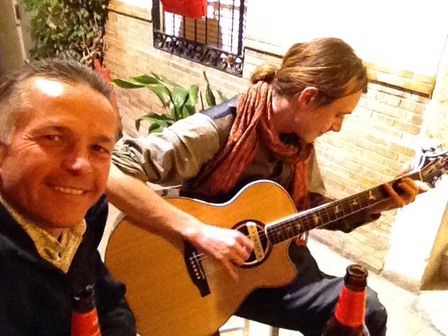 4319 20-12 Malaga Music