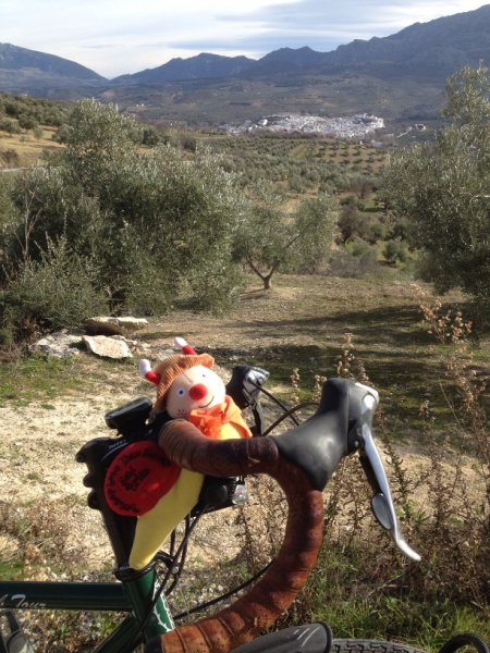 4605 10-1 Brian the snail bike and view