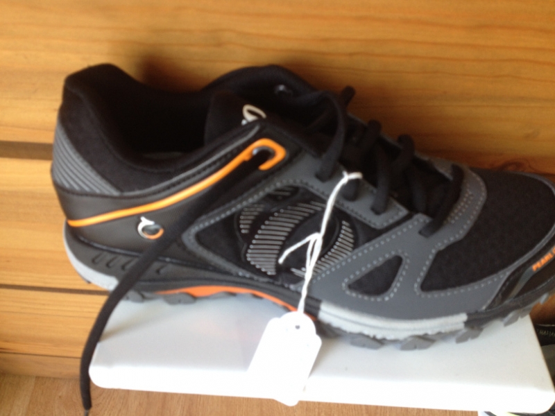 4812 13-1 New shoes?