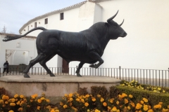 4644 10-1 bull statue