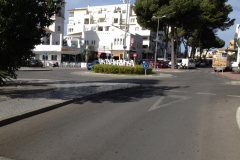 2293 28-10 town roundabout