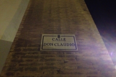 2429 31-10 Street sign Calle Don Claudio
