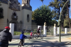 2569 6-11 cyclists