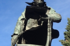 2618 6-11 Mozart statue