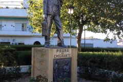 2748 8-11 Pruna
