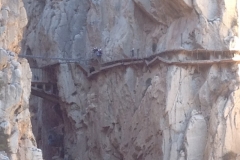 2846 8-11 cliff walkway