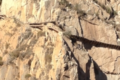 2847 8-11 cliff walkway