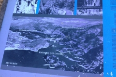 2856 8-11 info board