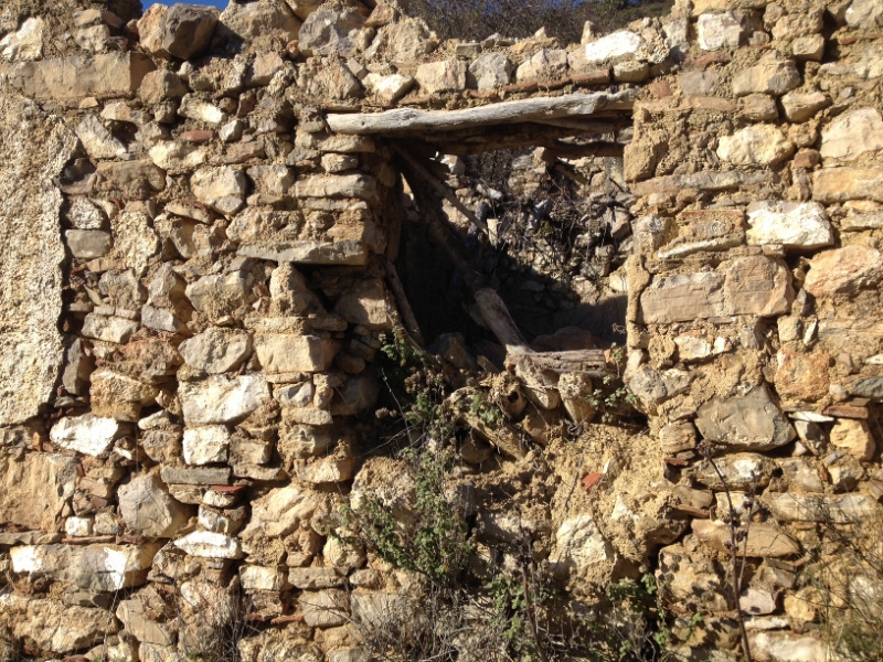 3746 28-11ruin