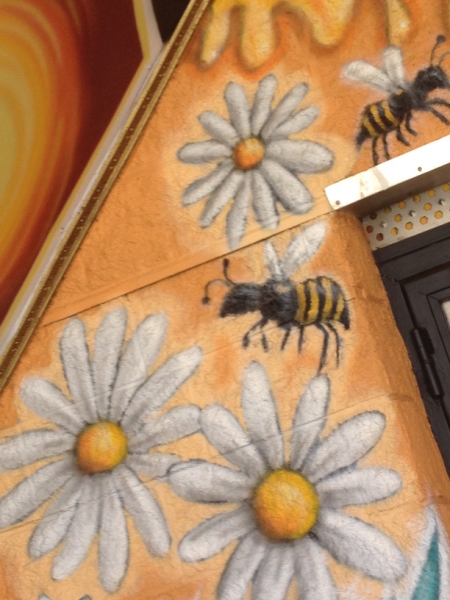 0564 the Honey Pot