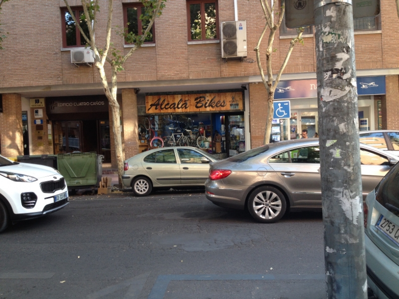 0574 Alcala Bikes