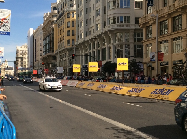 1233 Preparing for the cycle race