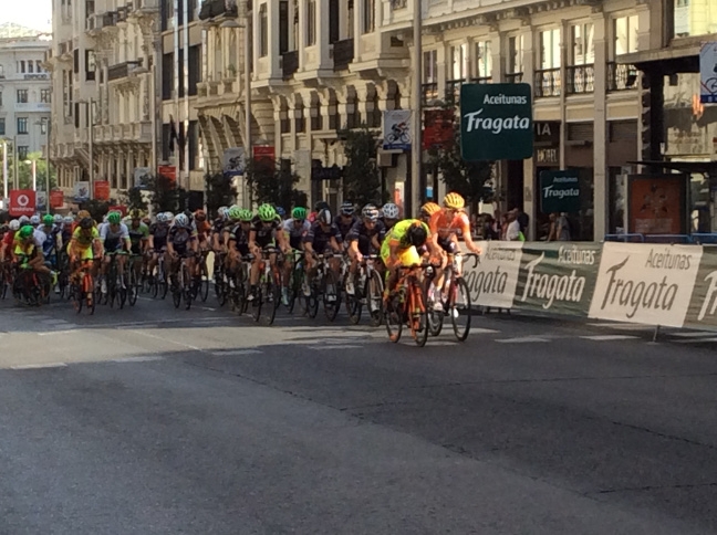 1238 Ladies cycle race
