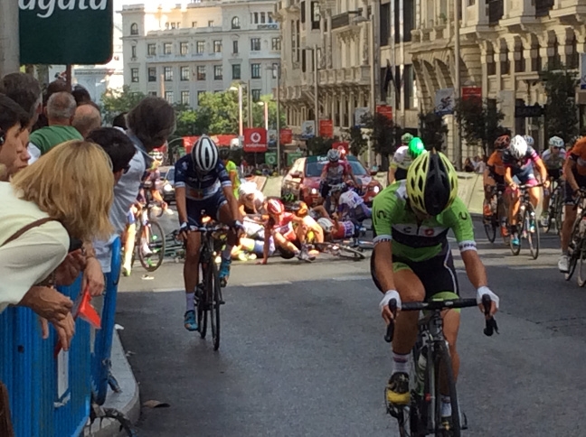 1240 Ladies cycle race crash