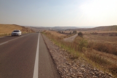 0547 yroad scenery