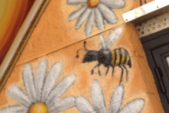 0564 the Honey Pot