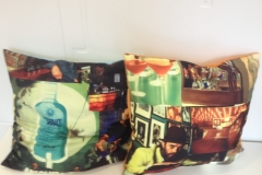 9483 1-7  vAbsolut vodka tour cushion
