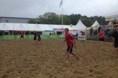 9486 1-7  Beach football