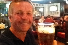 8909 22-5 Brian and beer