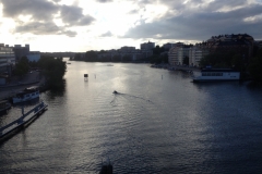 9208 8-6 Stockholm river