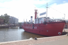 9325 16-6 boat