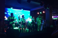 7769 16-4-19  late night club band