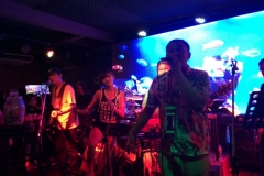 7799 16-4-19  late night club band