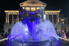 8007 25-4-19 evening fountain