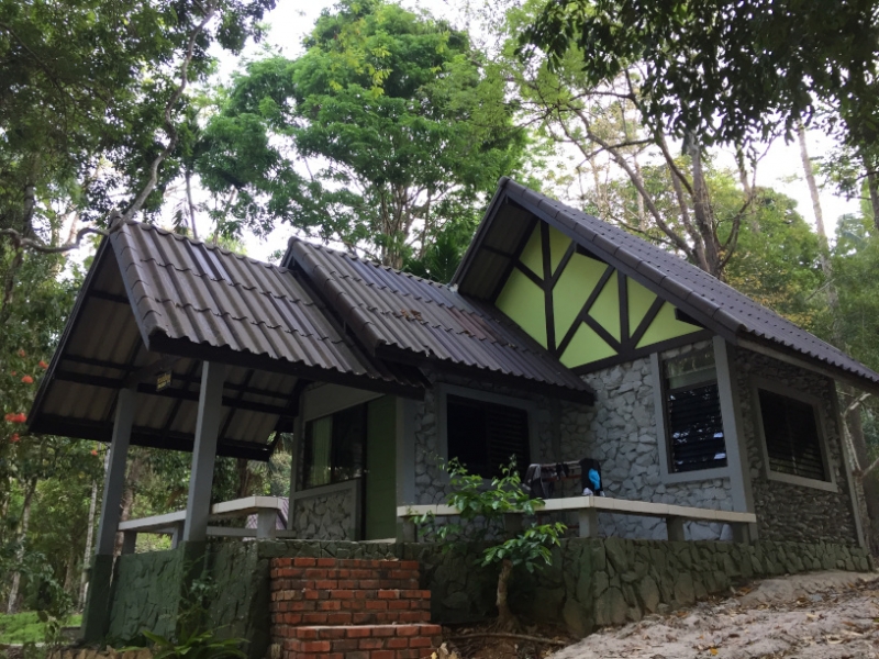 6756 8-3-19 chalet