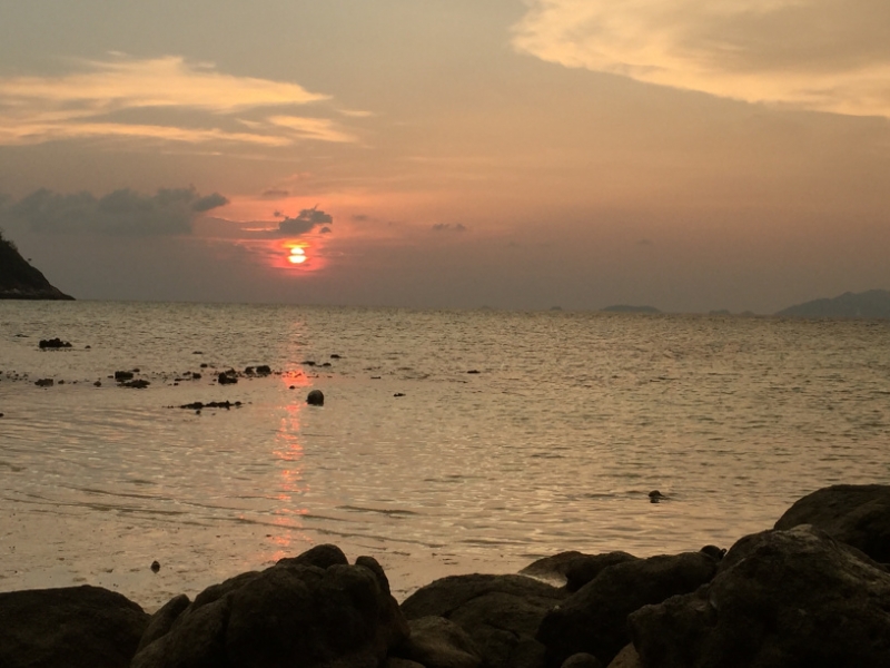 6807 10-3-19 sunset &sea