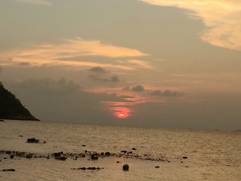 6808 10-3-19 sunset &sea